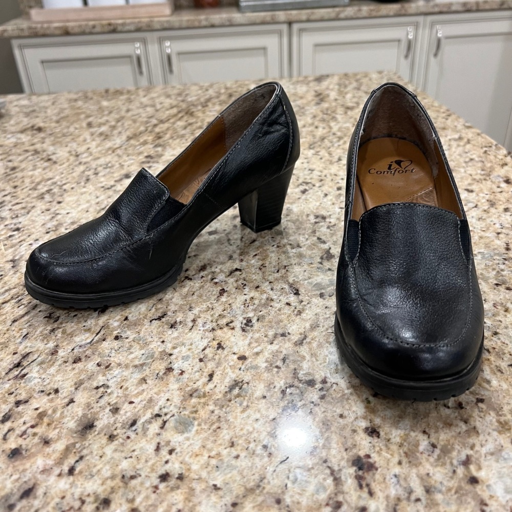I Love Comfort Black Leather Heeled Loafers Moc Toe Block Heel Pumps Women